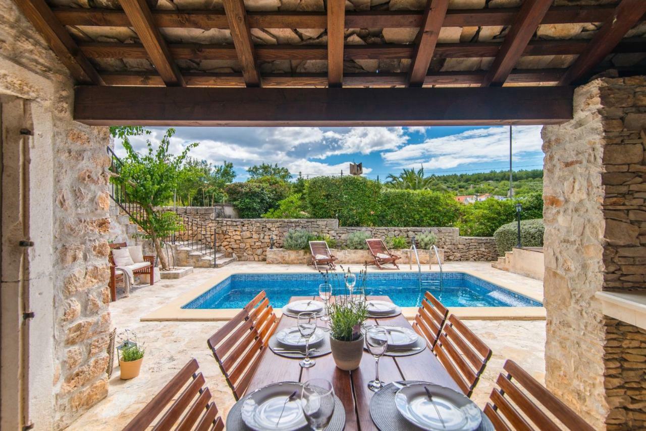סופטאר Villa Maruka מראה חיצוני תמונה